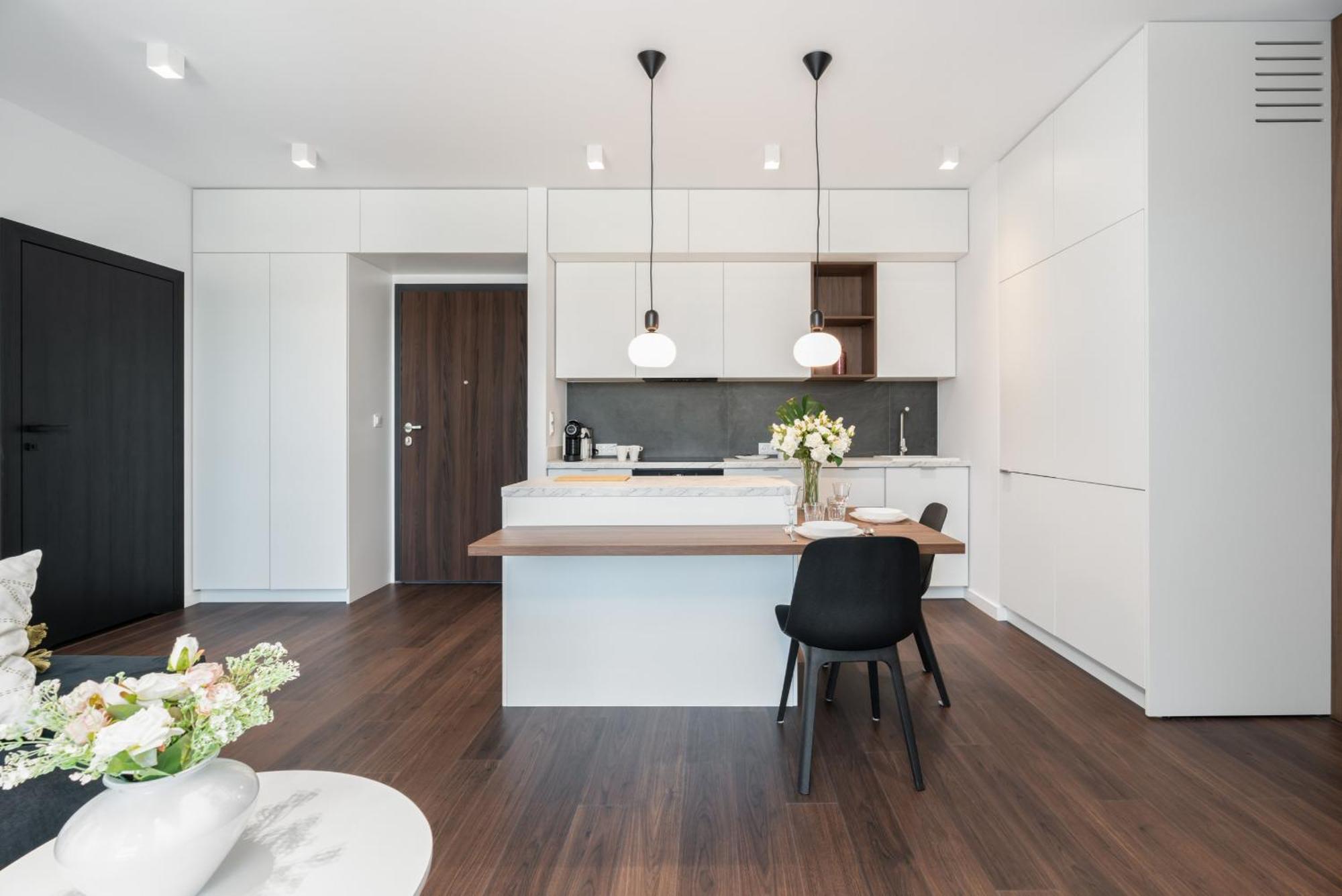 Stylish & Comfy Garbary Apartments With Parking By Noclegi Renters Poznan Luaran gambar