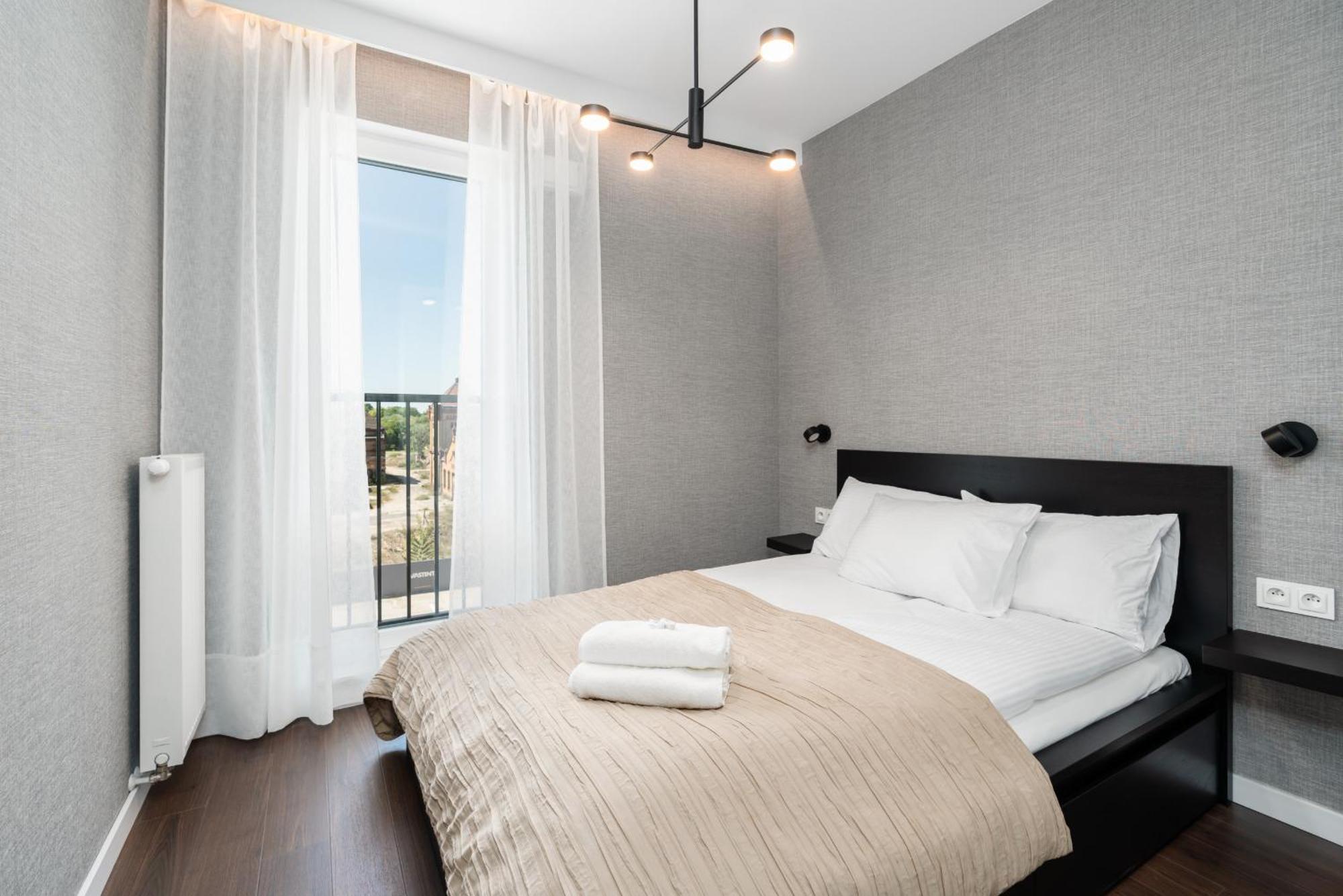 Stylish & Comfy Garbary Apartments With Parking By Noclegi Renters Poznan Luaran gambar